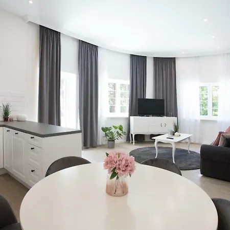 Alta Apartment